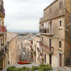 https://la-majolica-stair.sicilyhotelsitaly.net
