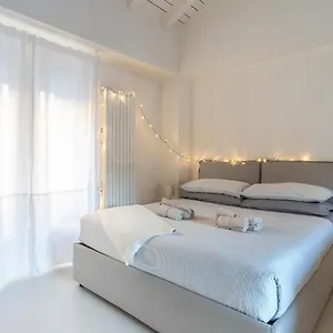 https://design-loft-walking-distance-brera-duomo-with-wifinetflix.it-lombardy.com